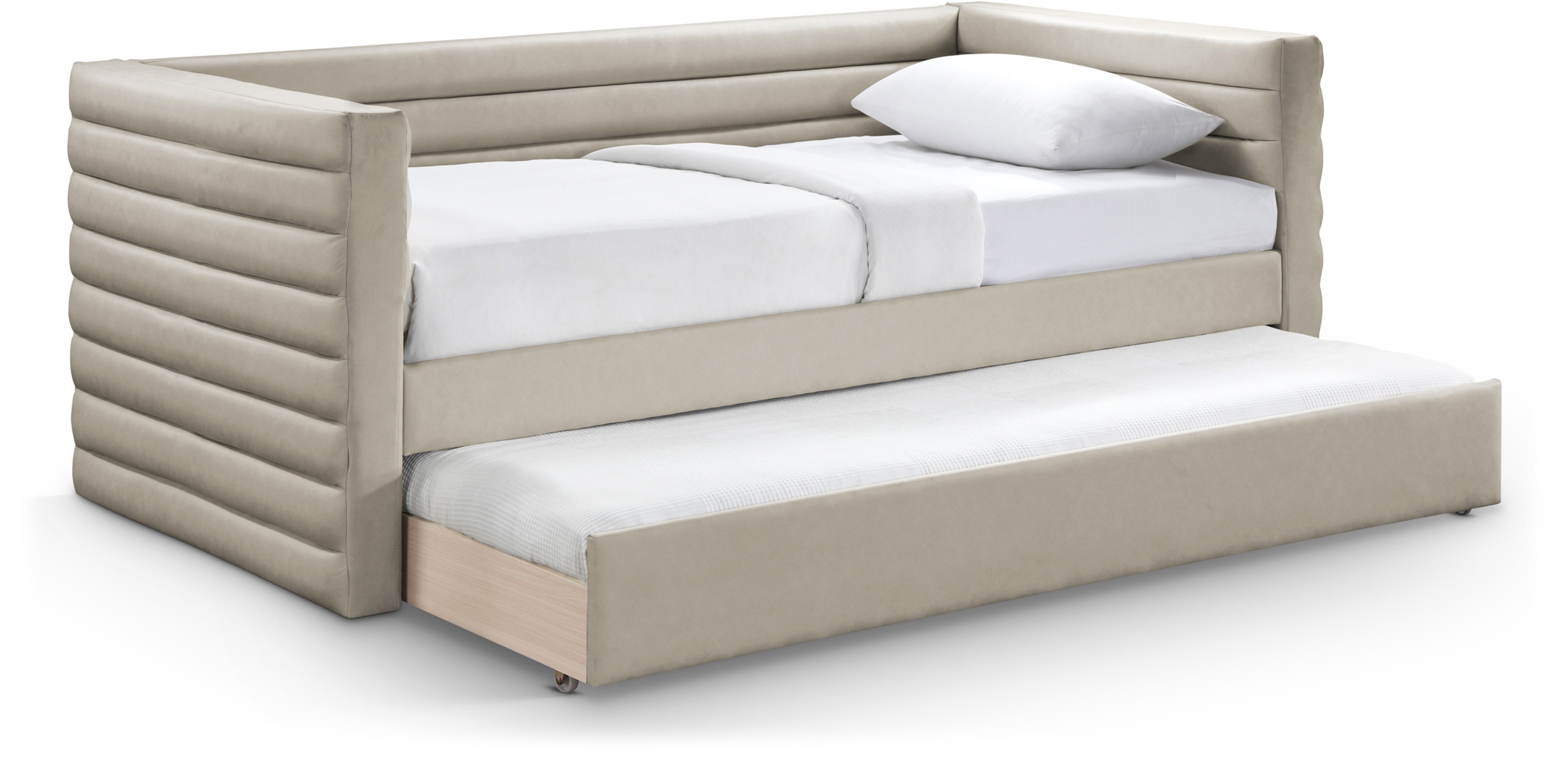 Heverly Upholstered Daybed