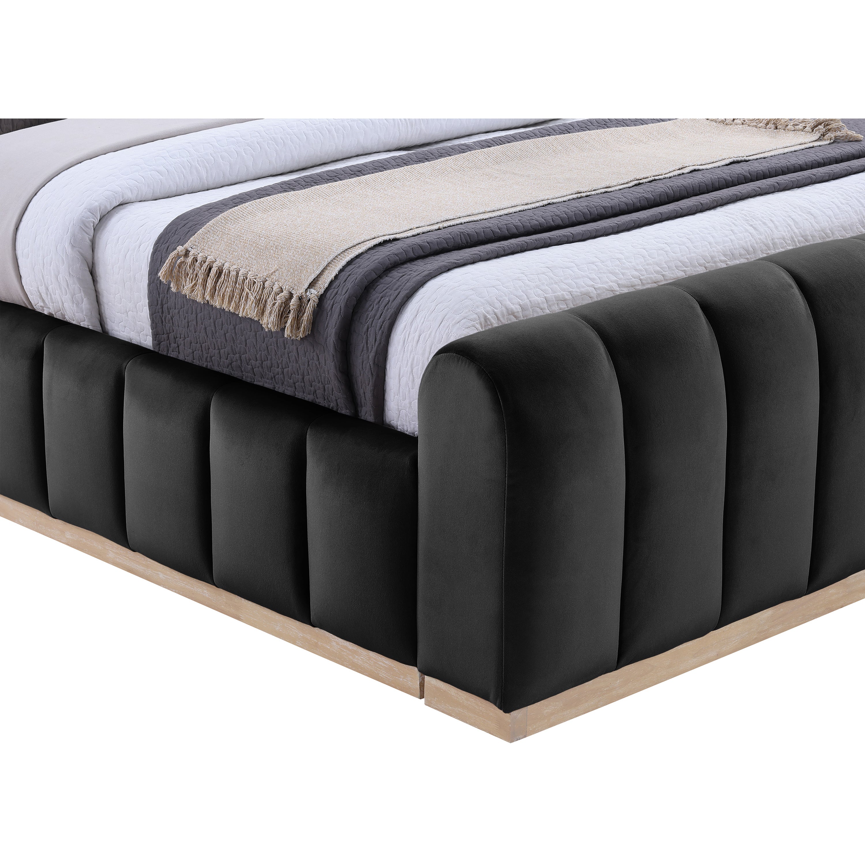 Amari Bed - Black 5