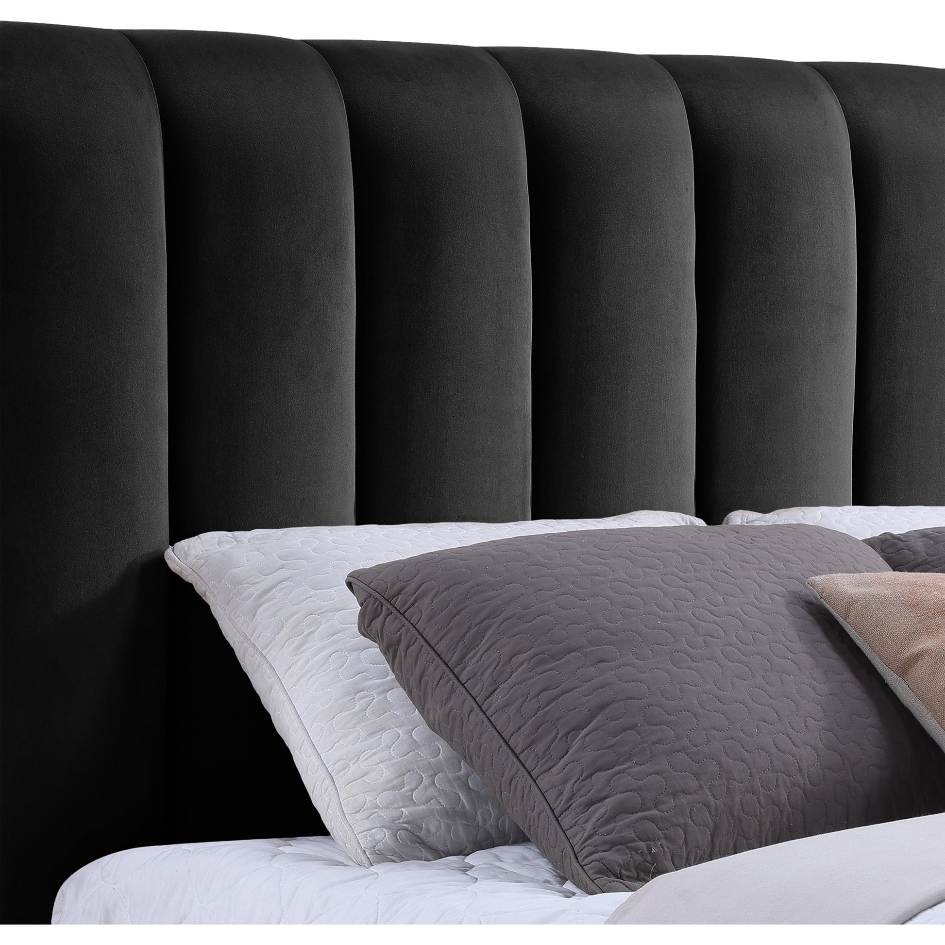Amari Bed - Black 6