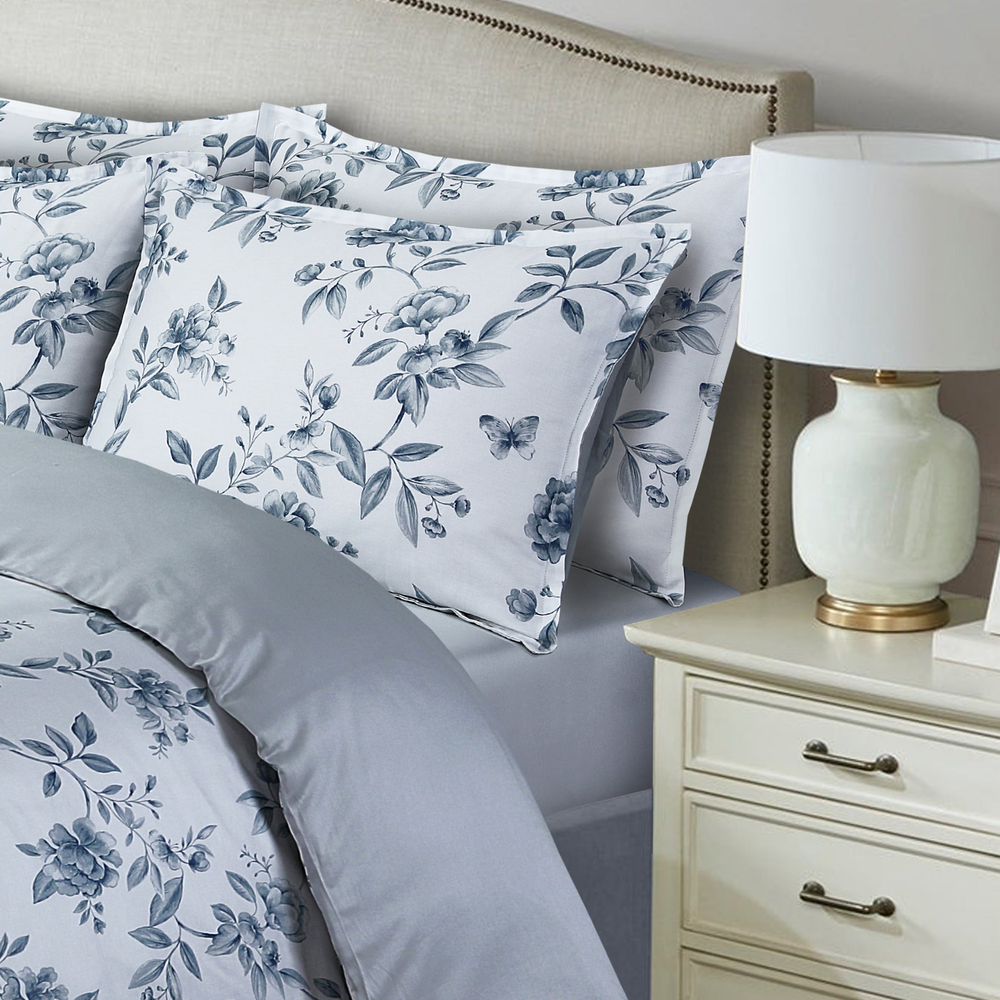Amalfi Orchard - Blue Bed Linen Set - Blue - Queen