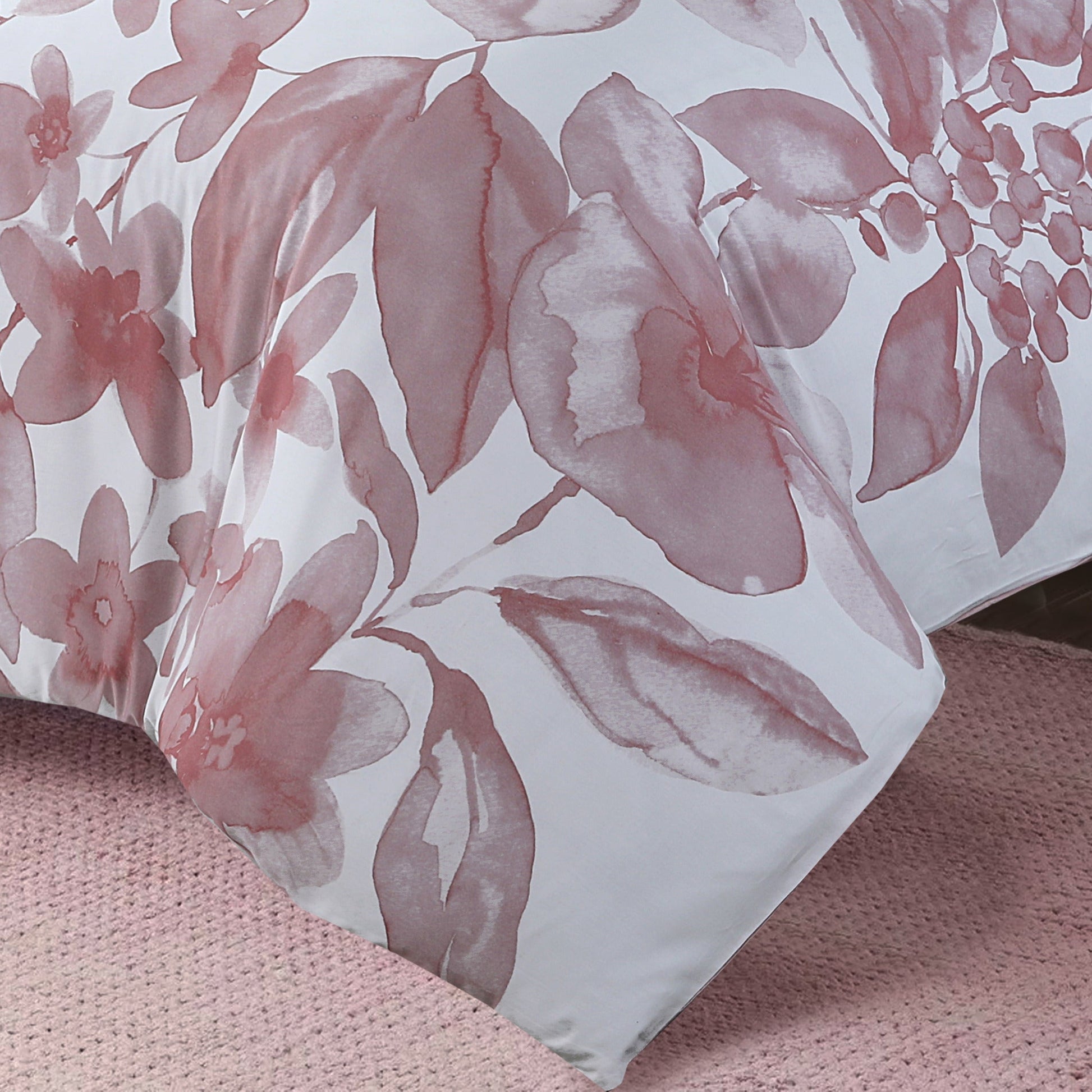 Brussels Beauty - Rose Bed Linen Set - Rose - Queen