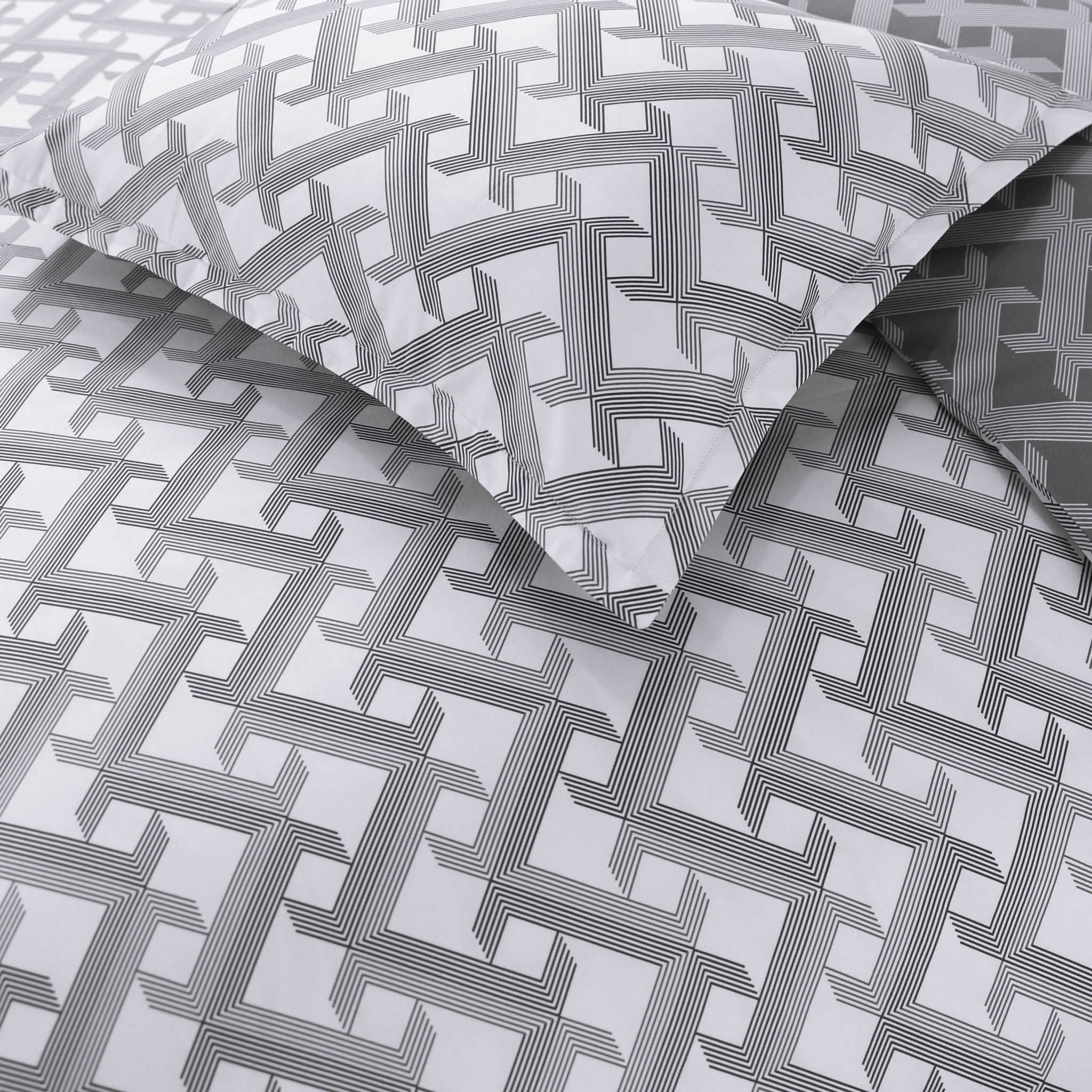 Diamond Braid Bed Linen Set - Gray / Dark Gray - Full