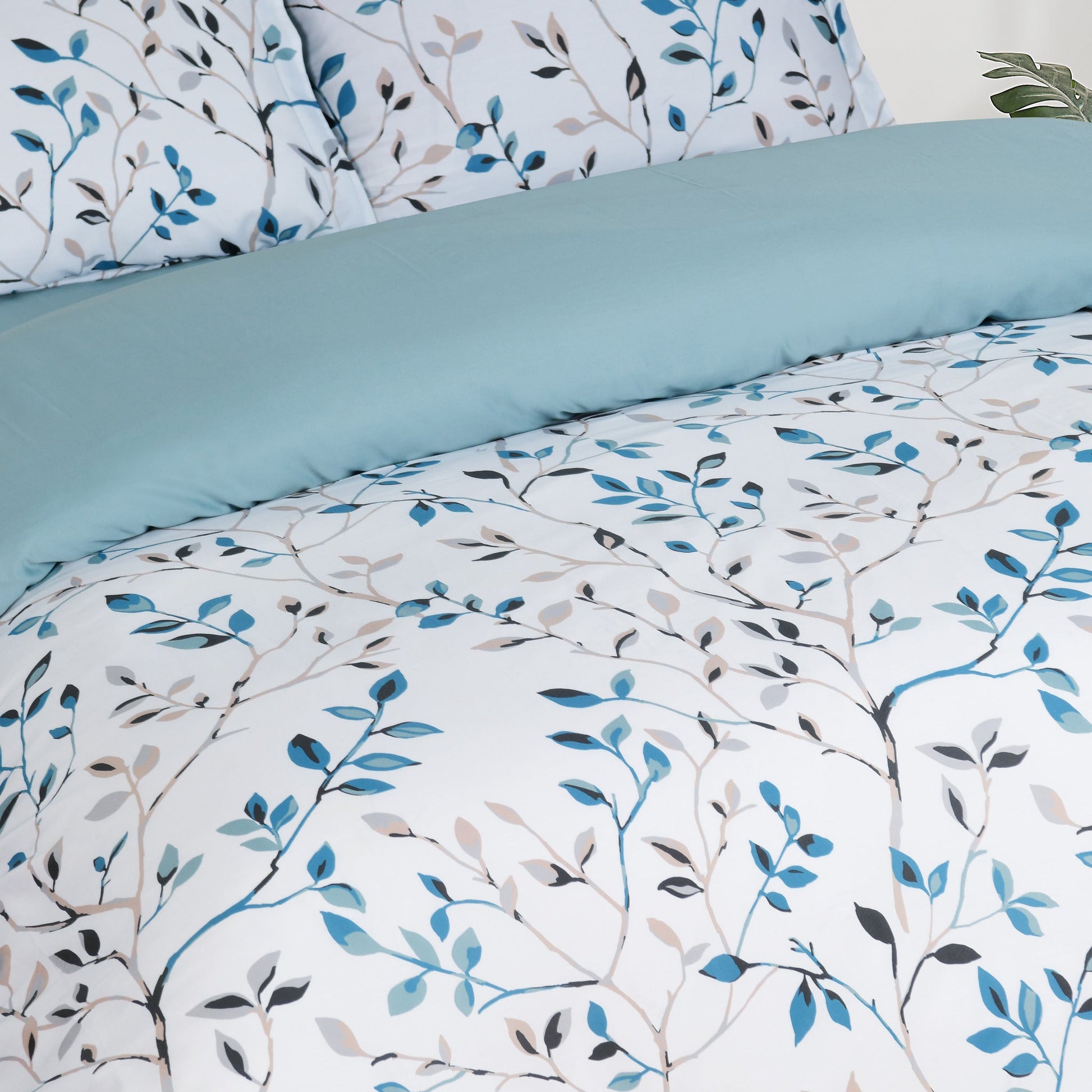 Forest Ferns - Seafoam Bed Linen Set - Seafoam - Queen