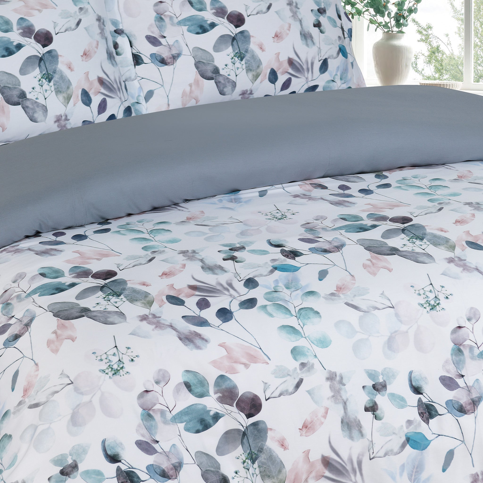 Botanical Bliss - Pine Bed Linen Set - Pine - Queen