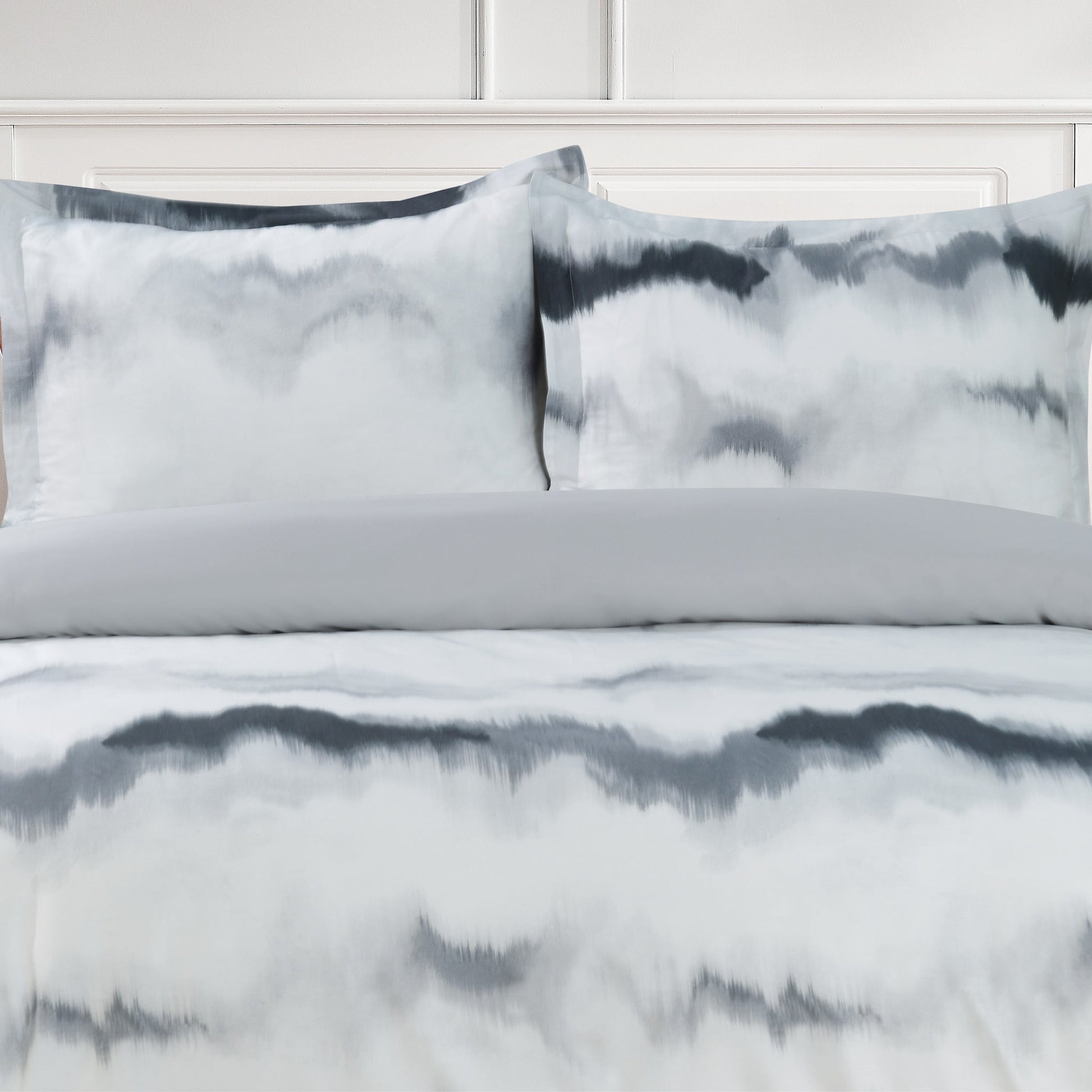 Frosty Bliss - Gray Bed Linen Set - Gray - Full
